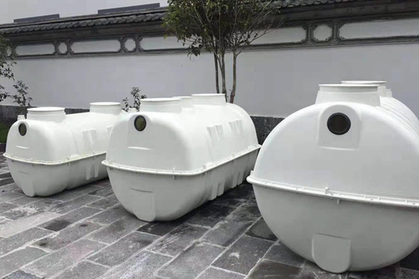 購(gòu)買模壓化糞池時(shí)南北方有什么差別 購(gòu)買模壓化糞池時(shí)南北方有什么差別