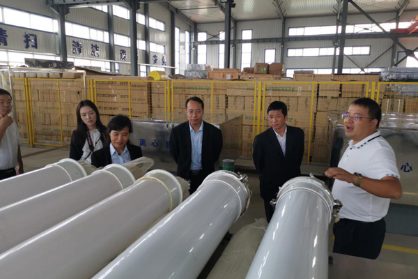 陜西航天建設(shè)集團(tuán)有限公司總經(jīng)理、黨委副書(shū)記謝明娟率隊(duì)赴遼寧一諾環(huán)保產(chǎn)業(yè)集團(tuán)開(kāi)展考察調(diào)研工作