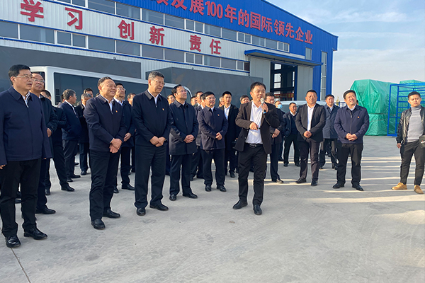 赤峰市黨政考察團蒞臨遼寧一諾環(huán)境產(chǎn)業(yè)集團有限公司進行參觀考察 赤峰市黨政考察團蒞臨遼寧一諾環(huán)境產(chǎn)業(yè)集團有限公司進行參觀考察